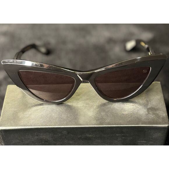 Brand New Balmain Sunglasses - Jolie BPS-135A-54 Size 54-18-145 main image 4